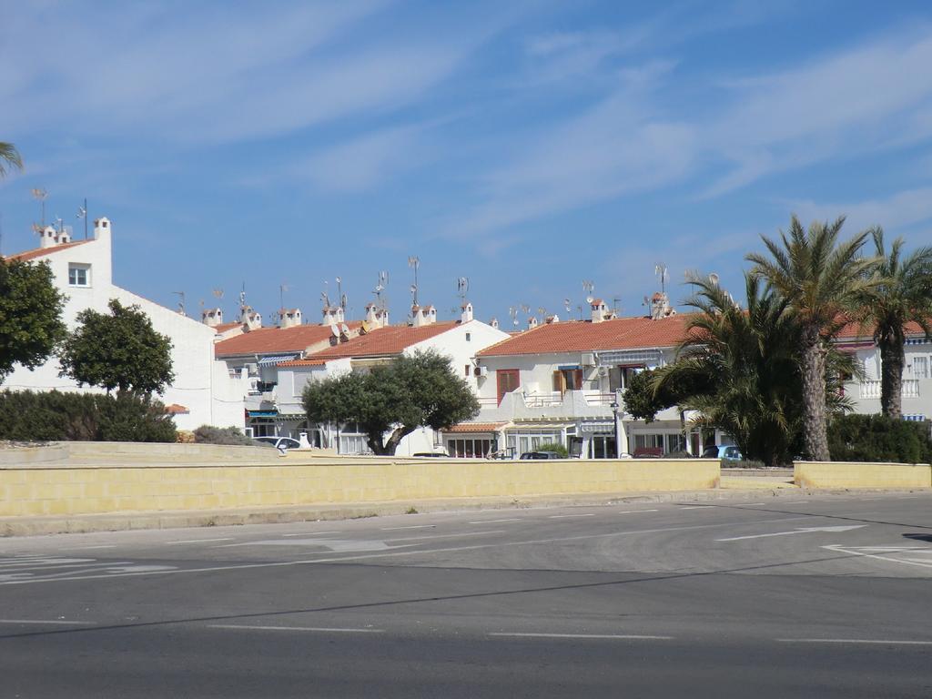 Вилла Casa En La Costa Торевьиа Экстерьер фото