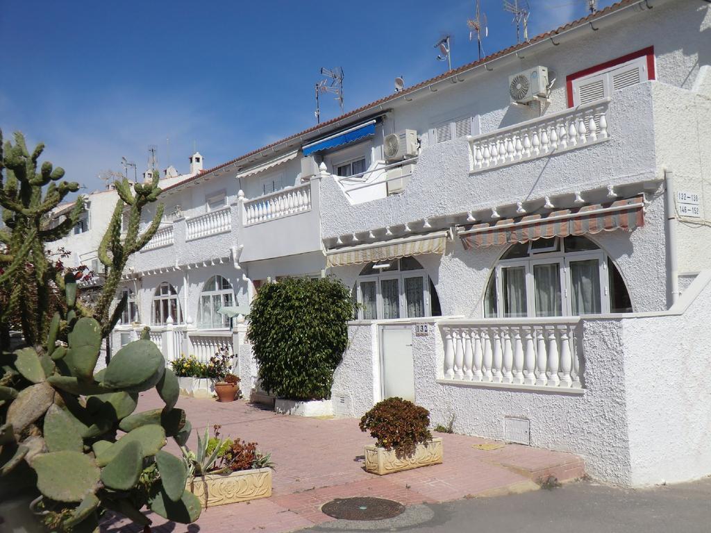 Вилла Casa En La Costa Торевьиа Экстерьер фото
