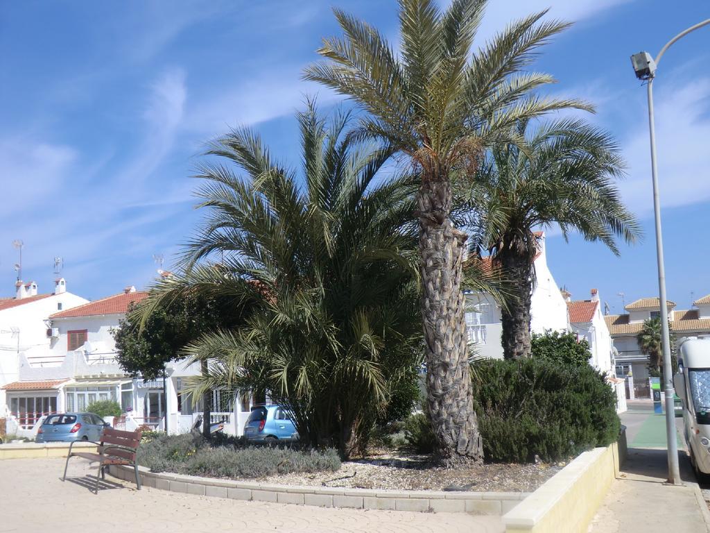 Вилла Casa En La Costa Торевьиа Экстерьер фото